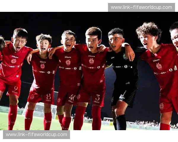 绝杀的快感与数据的冷静：在“比分90vs”中重塑你的绿茵世界